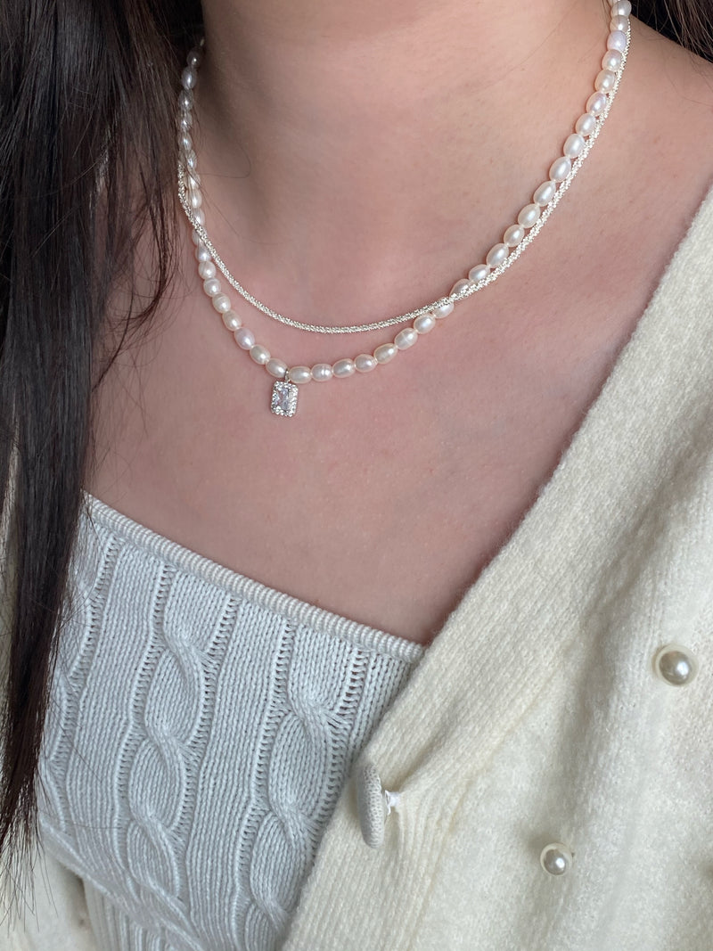 Freshwater Pearl Necklace with Zircons