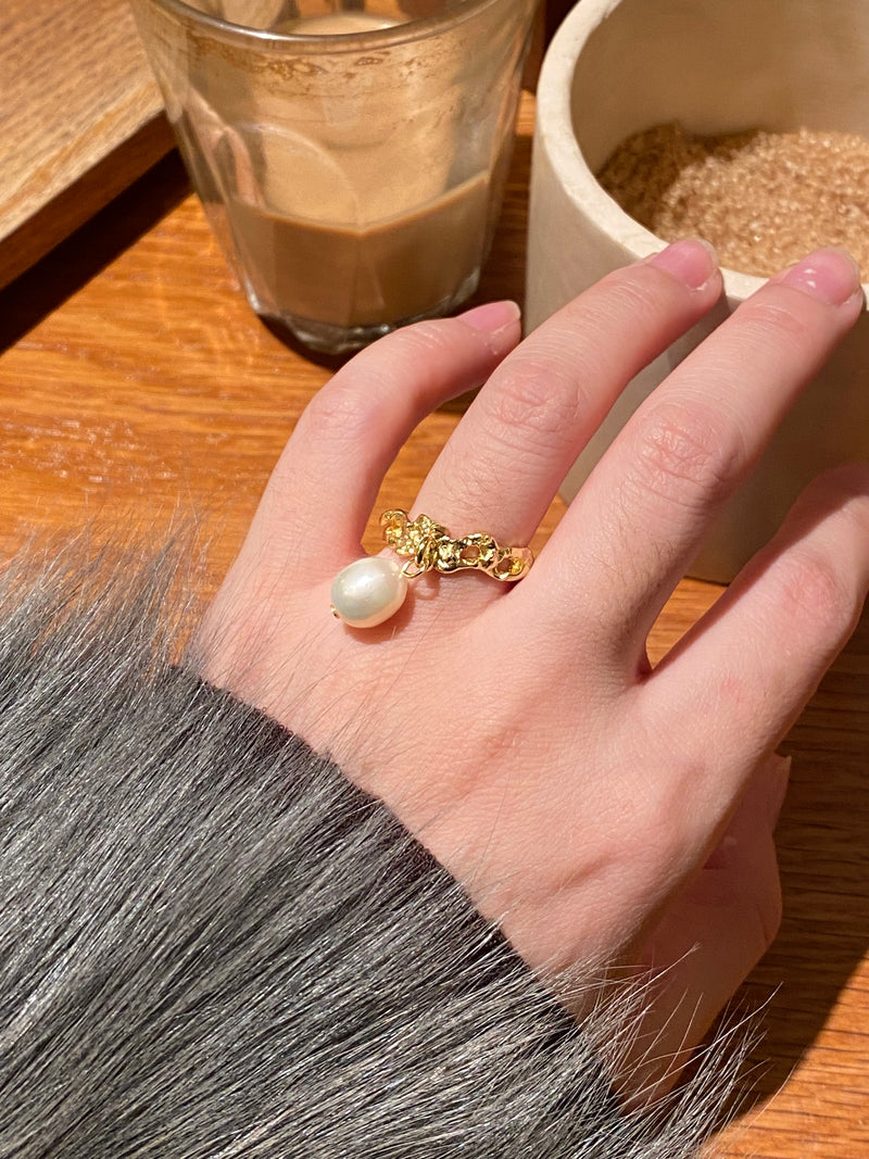 Pearl Pendant Ring